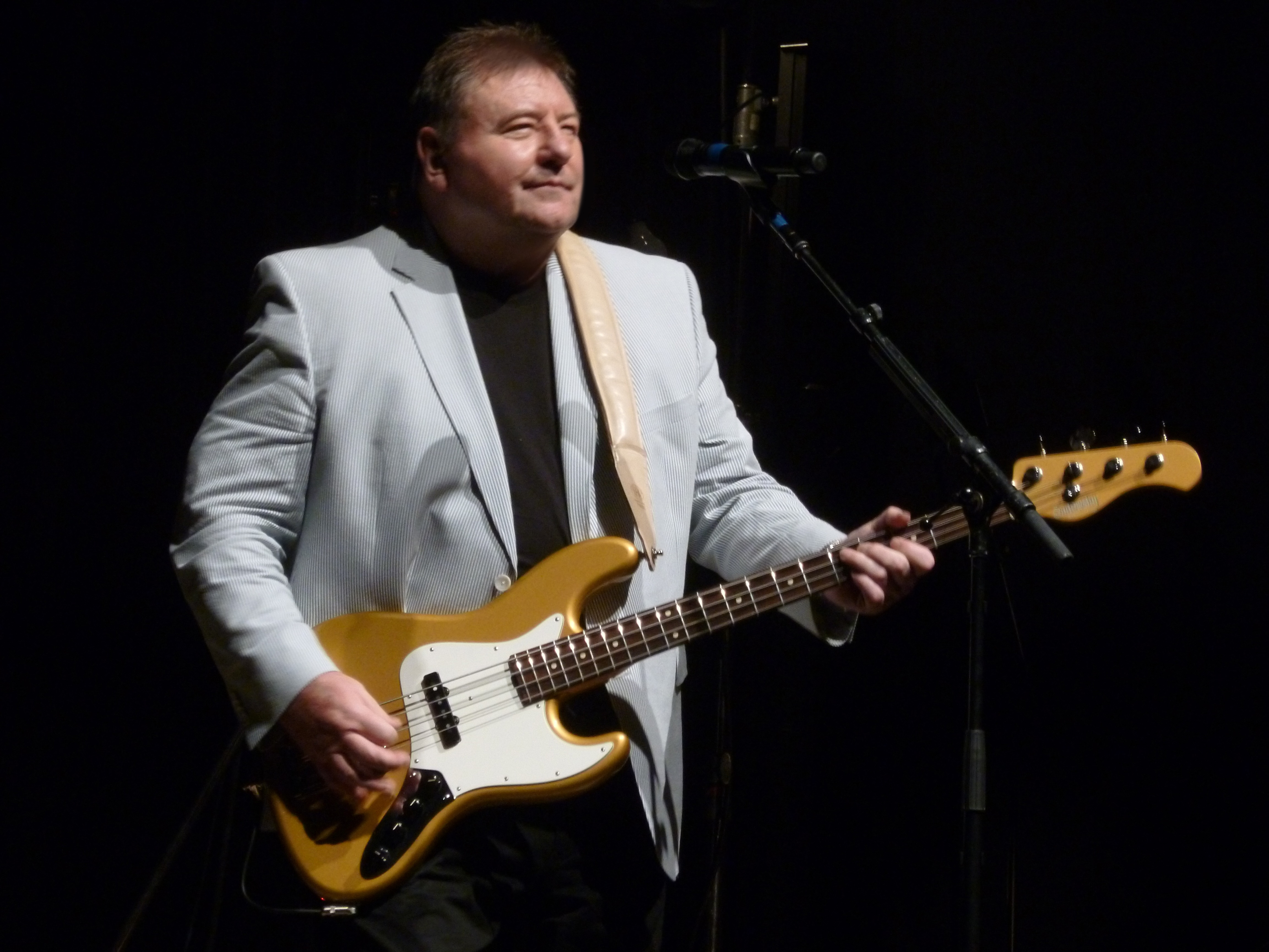 Greg Lake Biography - Emerson, Lake & Palmer Co-Founder Dead at 69